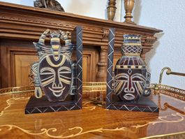  Vintage Buchstützen „Afrikanische Masken“ (2er-Set)