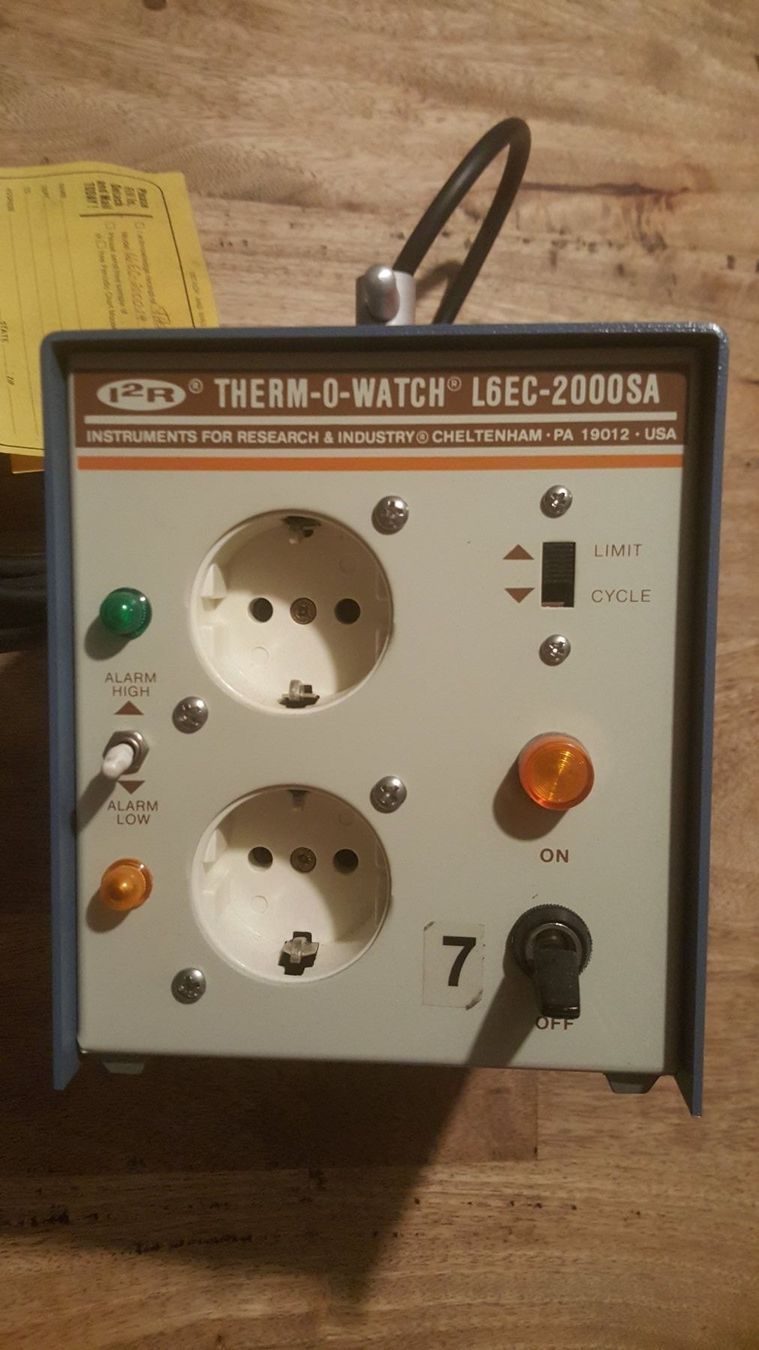 Misurare: I2R TERM-O-WATCH L6EC-2000SA – Usato da Dierikon venduto da tasticfantastic