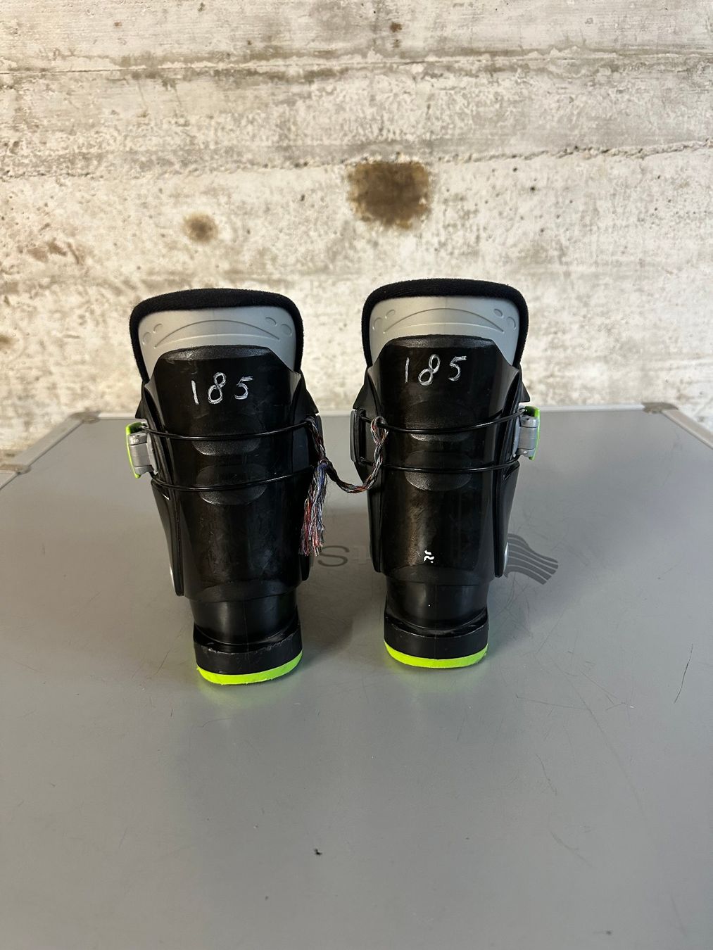 Rossignol Scarpe per ragazzi: Rossignol Skischuhe Kinder 18.5 / Gr. 29 – Usato da Emmenbrücke venduto da karkarkar 3