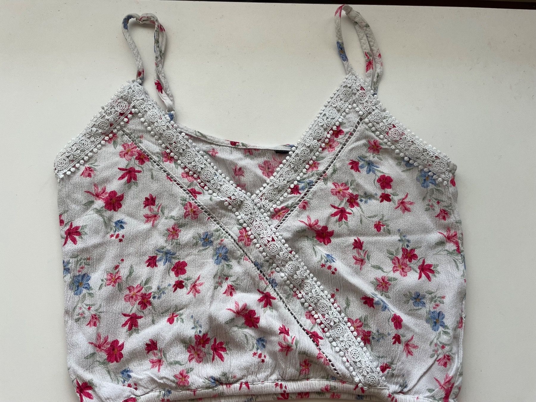 Top: Blümchen Top – Usato da Hägglingen venduto da _Mel4nie_