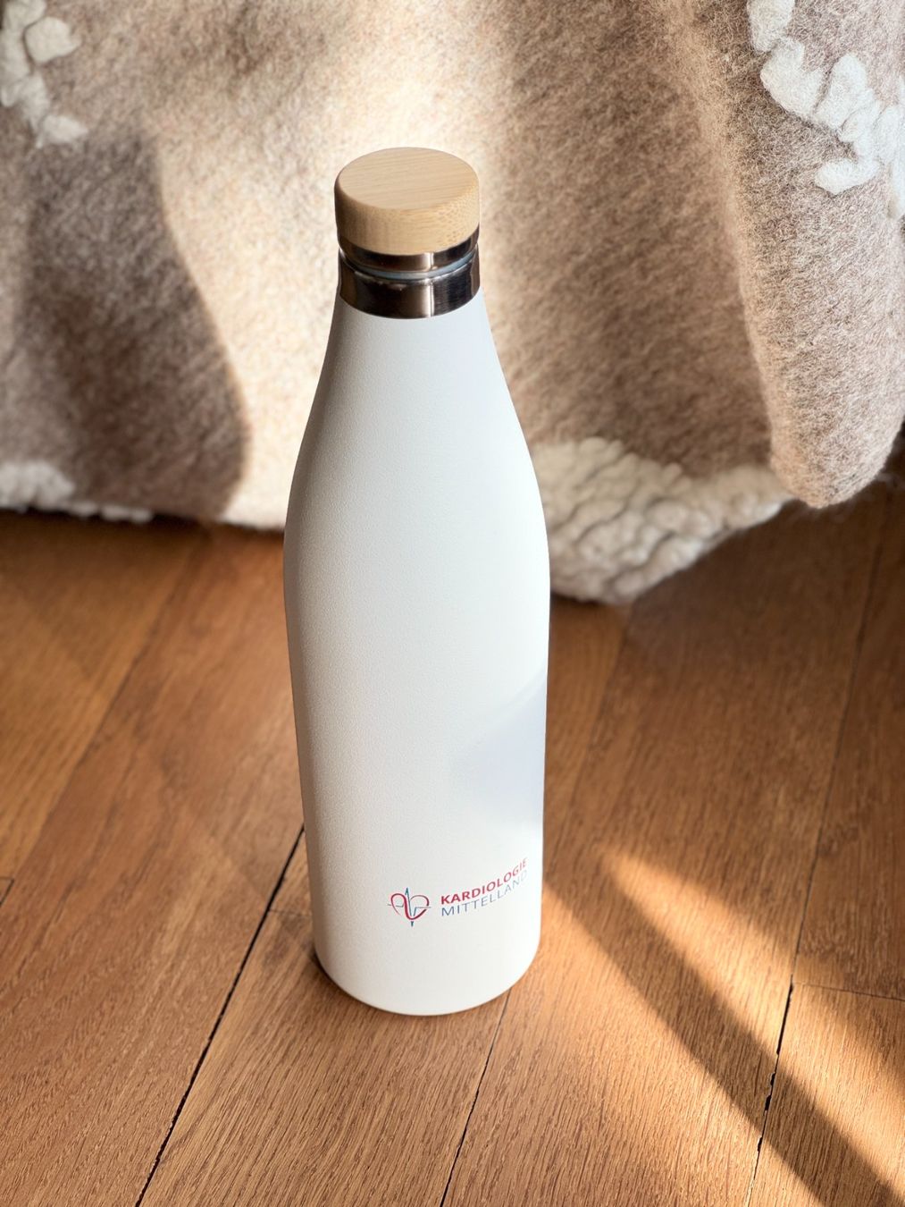 Sigg Gourdes & Thermos: SIGG Thermo Trinkflasche 0.5L – Neuf (Voir description) à Riehen par lor_d5w8 3