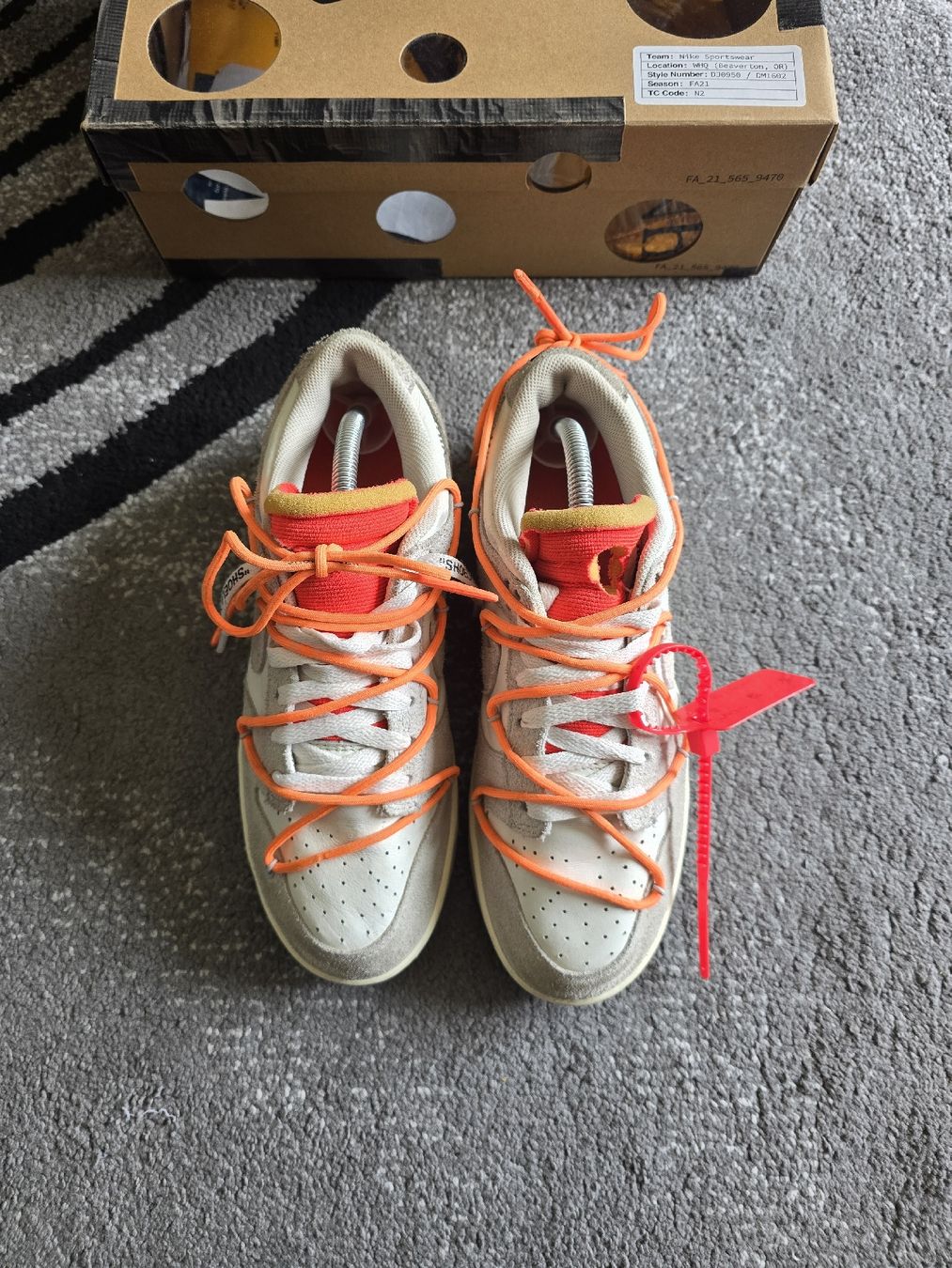 Scarpe da uomo: Dunk off white Lot 31/50 – Usato da Bôle venduto da A_Kickstory 1