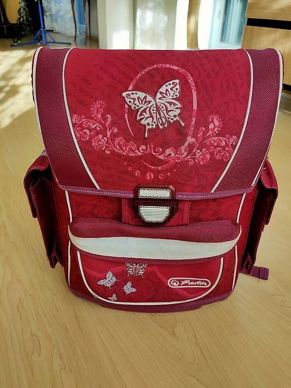 Herlitz Kindertaschen: Mädchen Schulsack / Schulranzen rosa Schmetterling Herlitz – Gebraucht aus Münchenstein von sterni_0813
