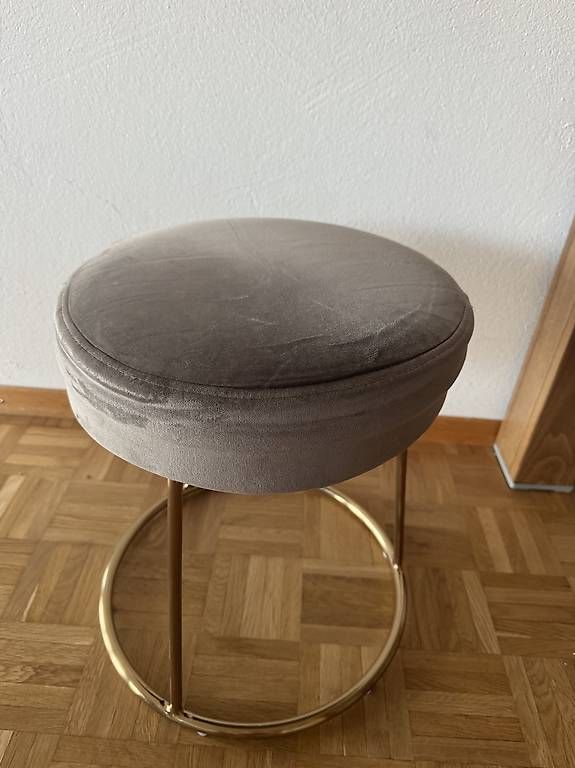 Hocker: Richmond Interiors Sitzhocker Luxury – Gebraucht aus Seengen von Linda1781 1