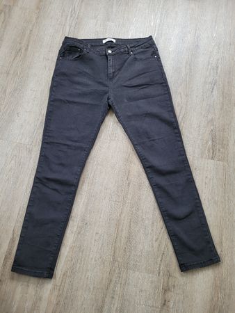 Schwarze Jeans in XL