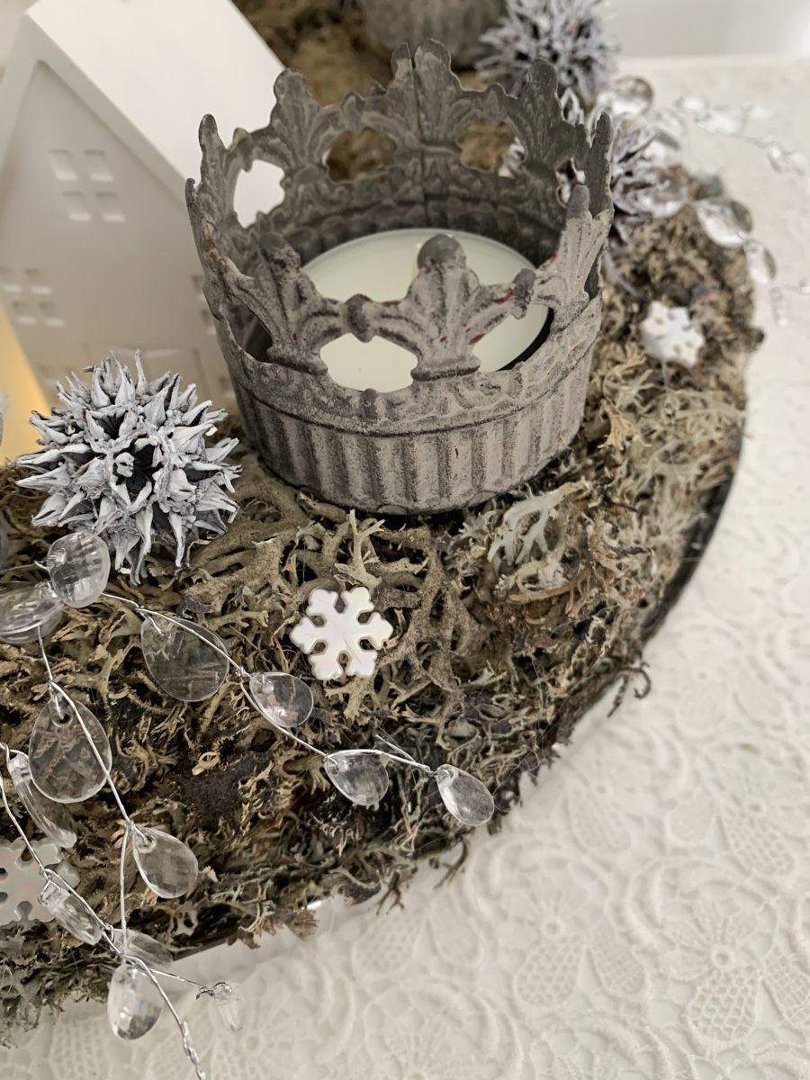 Tutte le decorazioni: Adventskranz mit Häuschen Handmade – Nuovo e nell'imballaggio originale da Diepoldsau venduto da Luxusdeko 5