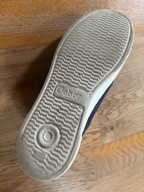 Gabor Scarpe da donna: Halbschuhe aus Wildleder von Gabor – Usato da Steinmaur venduto da Dyleila 2