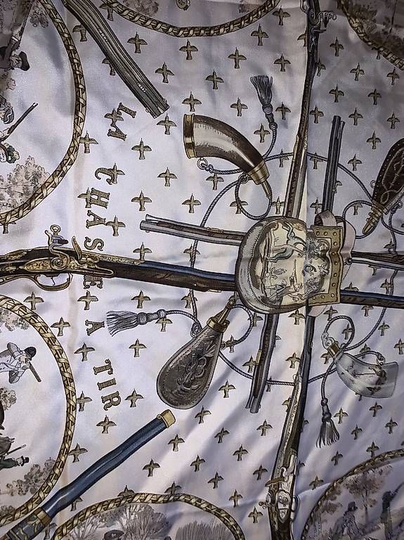 Hermès Foulard & Sciarpe: Hermès Seidentuch "La Chasse a Tir" von Ledoux – Usato da Richterswil venduto da Moii89 3