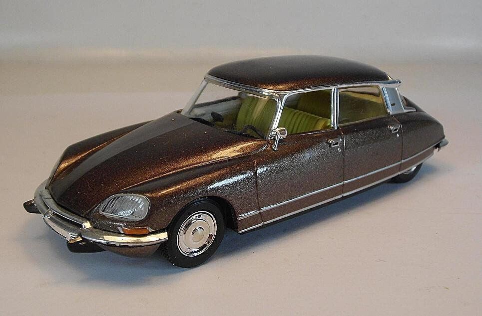 Citroën DS 23 Injection elect. Automatique 1973 dunkelbraun (Neu und ...