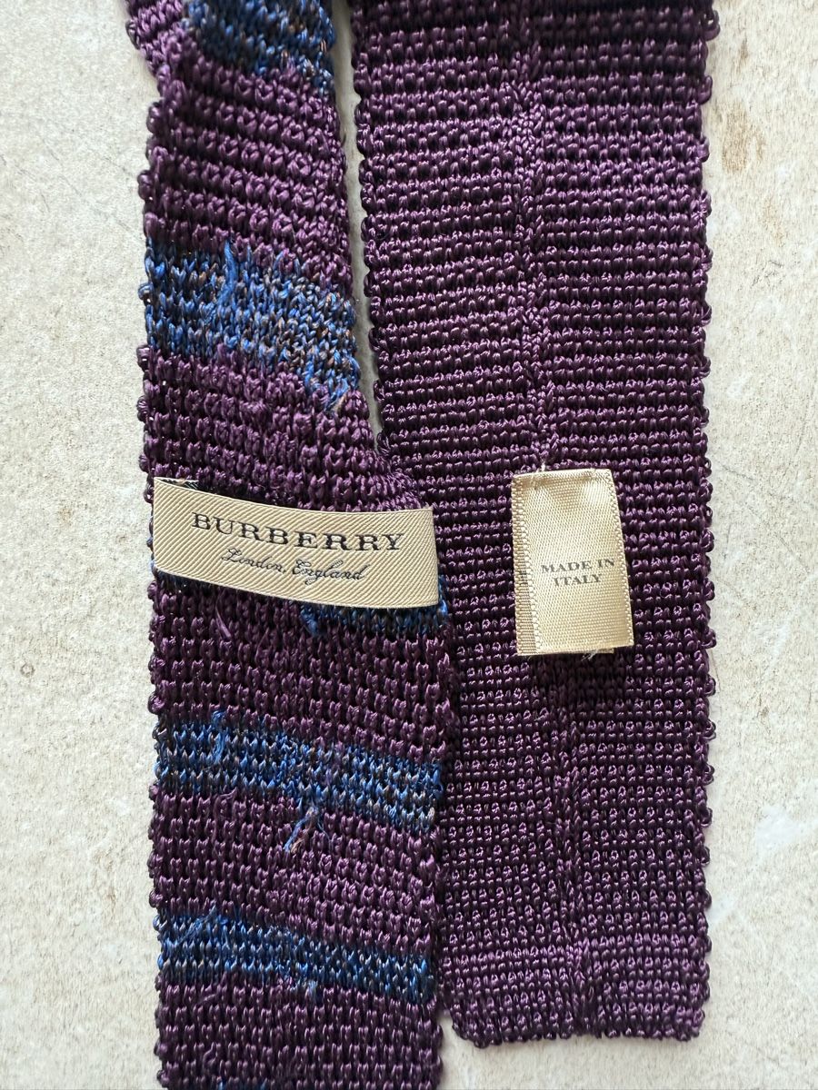 Burberry Cravatte: Burberry 100% Silk Purple Tie – Nuovo (secondo la descrizione) da Wilen b. Wollerau venduto da ccgold 2