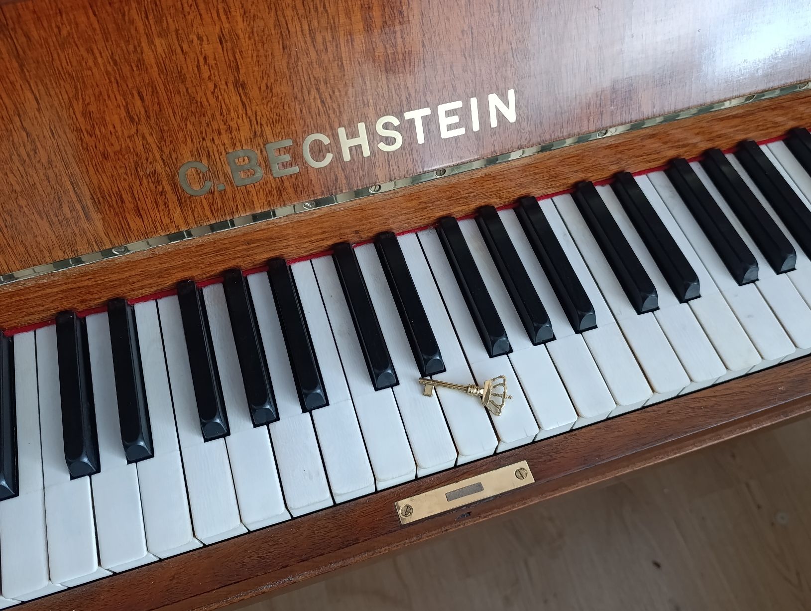 Strumenti musicali: Klavier Bechstein – Usato da Küttigen venduto da PianoSarbach 1