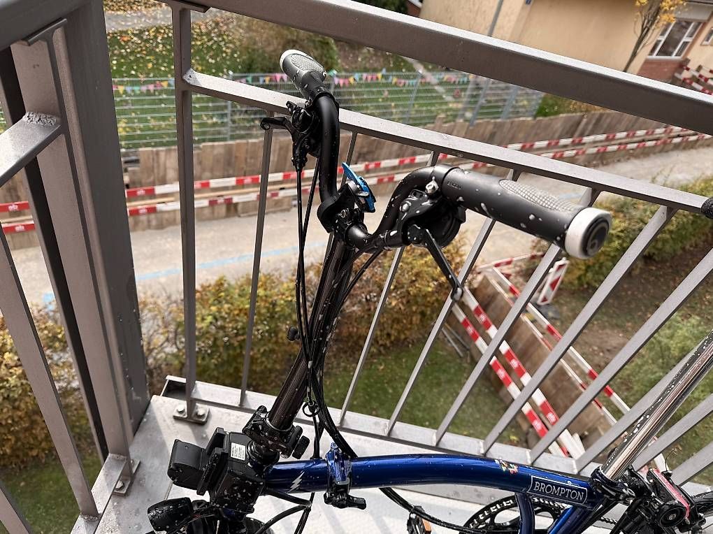 Brompton Velos: Brompton Electric (C Line) 2019/2020 - Bolt Blue Lacquer - C – Gebraucht aus Basel von diego_bs 2