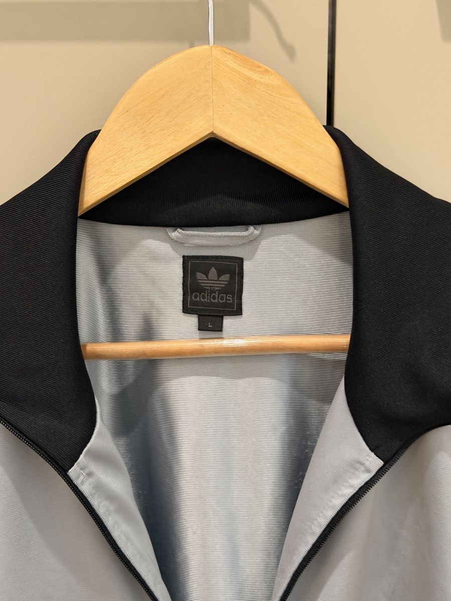 Adidas Giacche: Adidas Silver Jacket - Men's Size L - Great Condition! – Usato da Schaffhausen venduto da die_kb5d 1
