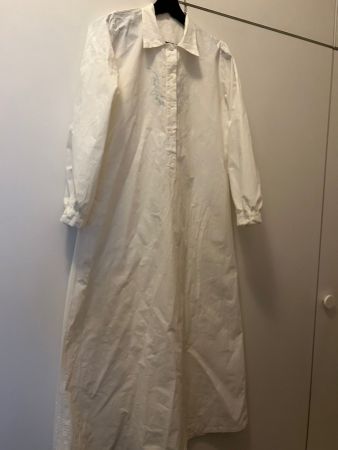 Vecchia camicia da notte con ricami tg.42