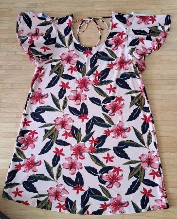 Robe fleurie style tropical