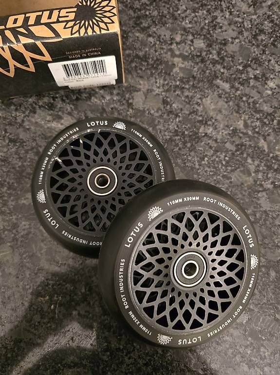 Pneumatici & Ruote complete: Scooter Räder  – Nuovo e nell'imballaggio originale da Thalwil venduto da Yasserramadan 2
