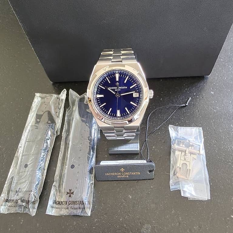 Vacheron Orologi: Vacheron constantin overseas blue ref 4500V/110A-B128 – Nuovo e nell'imballaggio originale da Lentigny venduto da Pi.tla 1
