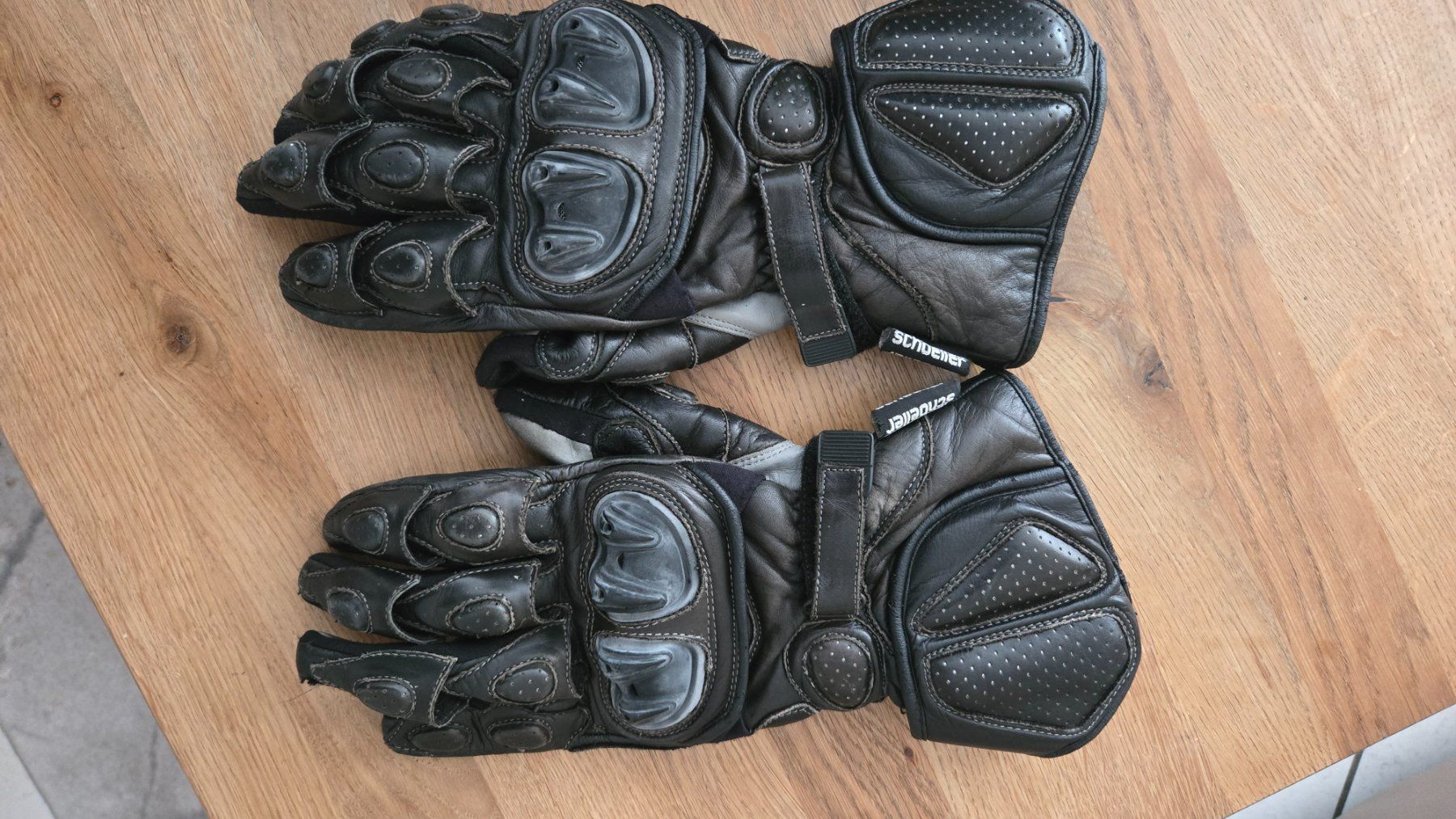Lotti di vestiti: Motorrad Ausrüstung – Usato da Frick venduto da mirandatairirustemi 4