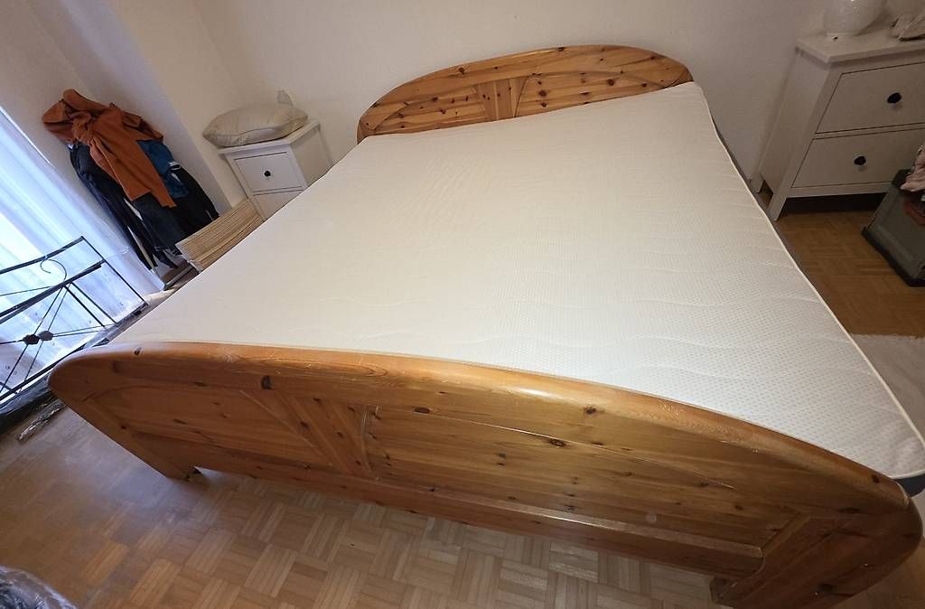 Betten: LETTO MATRIMONIALE IN LEGNO  – Gebraucht aus GIORNICO von fra_vz9k 1
