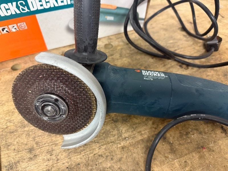 Tutte le macchine: Black&Decker - Winkelschleifer – Usato da Adetswil venduto da Faluna 5
