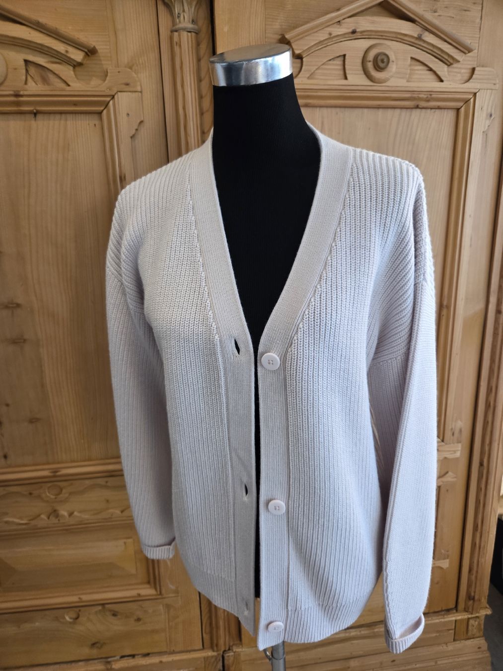 Giacche: schöne Strickjacke, Unq – Nuovo (secondo la descrizione) da Wiesendangen venduto da Sinhuk 1