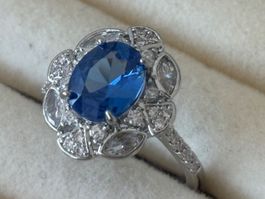 Luxus Elegante Solitär gr: 18/8 Ring Zirkonia Farbe: Silver