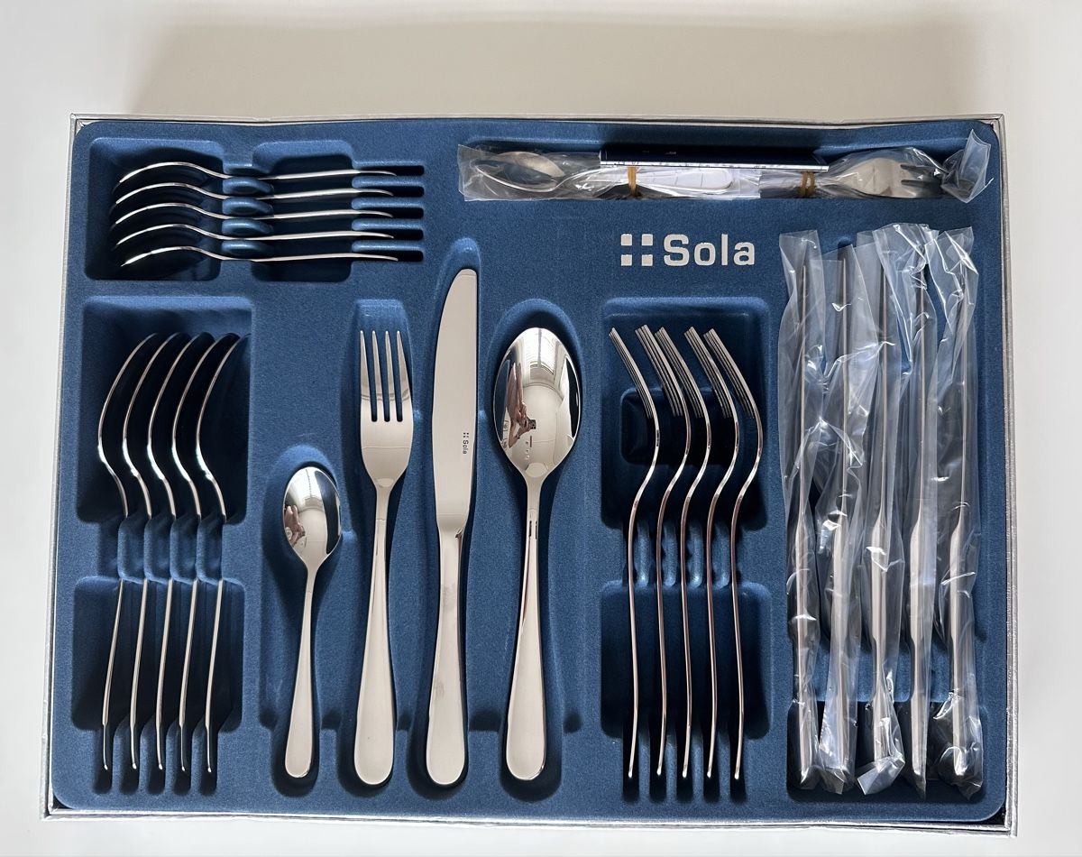 Sola Set di posate: Sola Besteckset 36-tlg. - NEU – Nuovo e nell'imballaggio originale da Steinhausen venduto da BB-AQ-parts 1