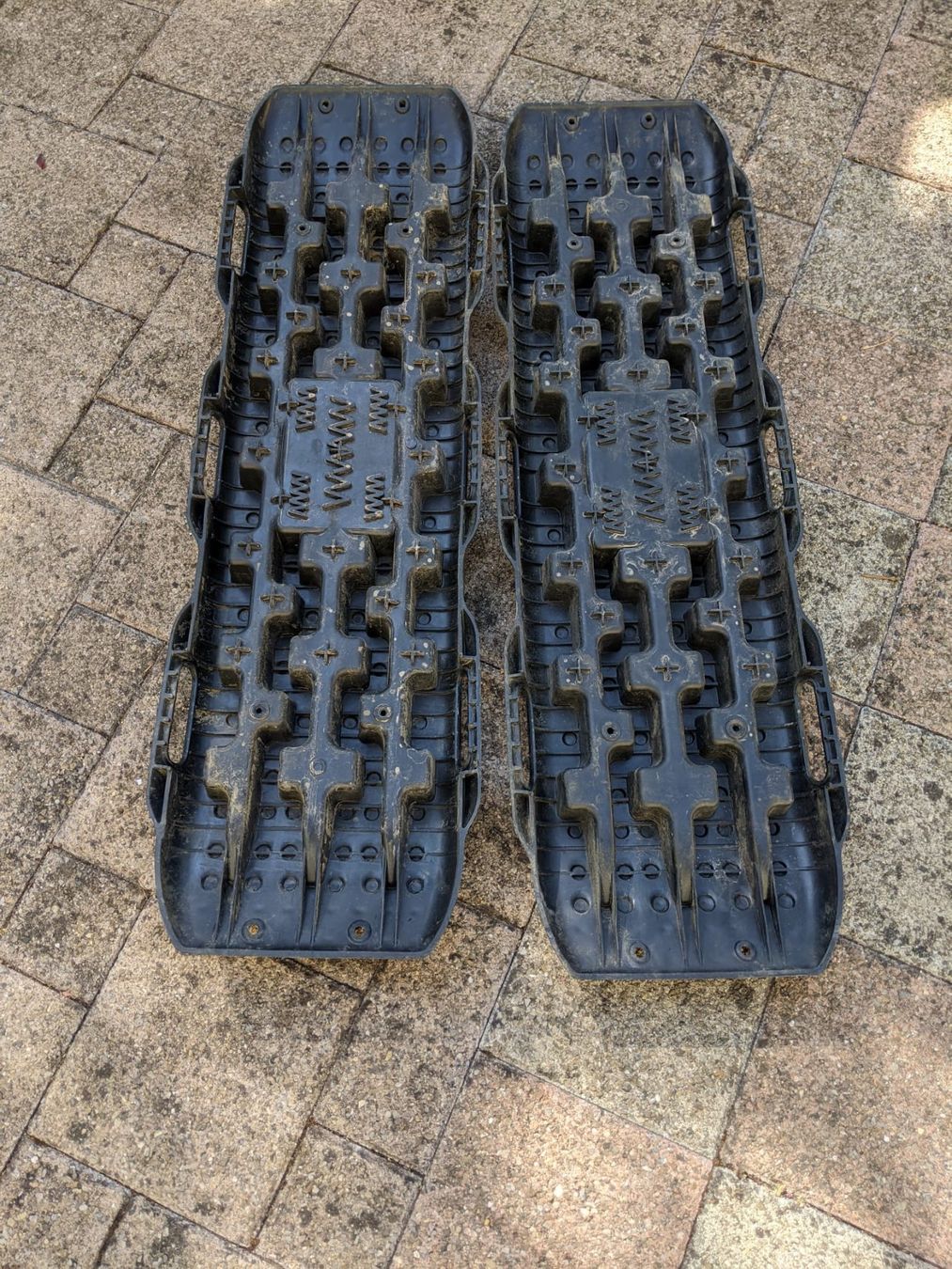 Mobilhome: plaques de désensablage 4X4 – Usato da WINTERTHUR venduto da judas19 2