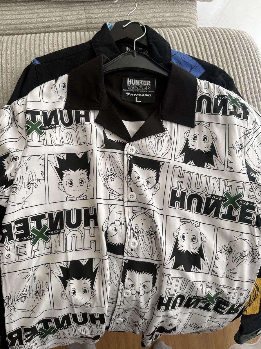 T-shirt: Anime Shirts, Hemden, Merchandise – Nuovo (secondo la descrizione) da Oftringen venduto da saitama95 2