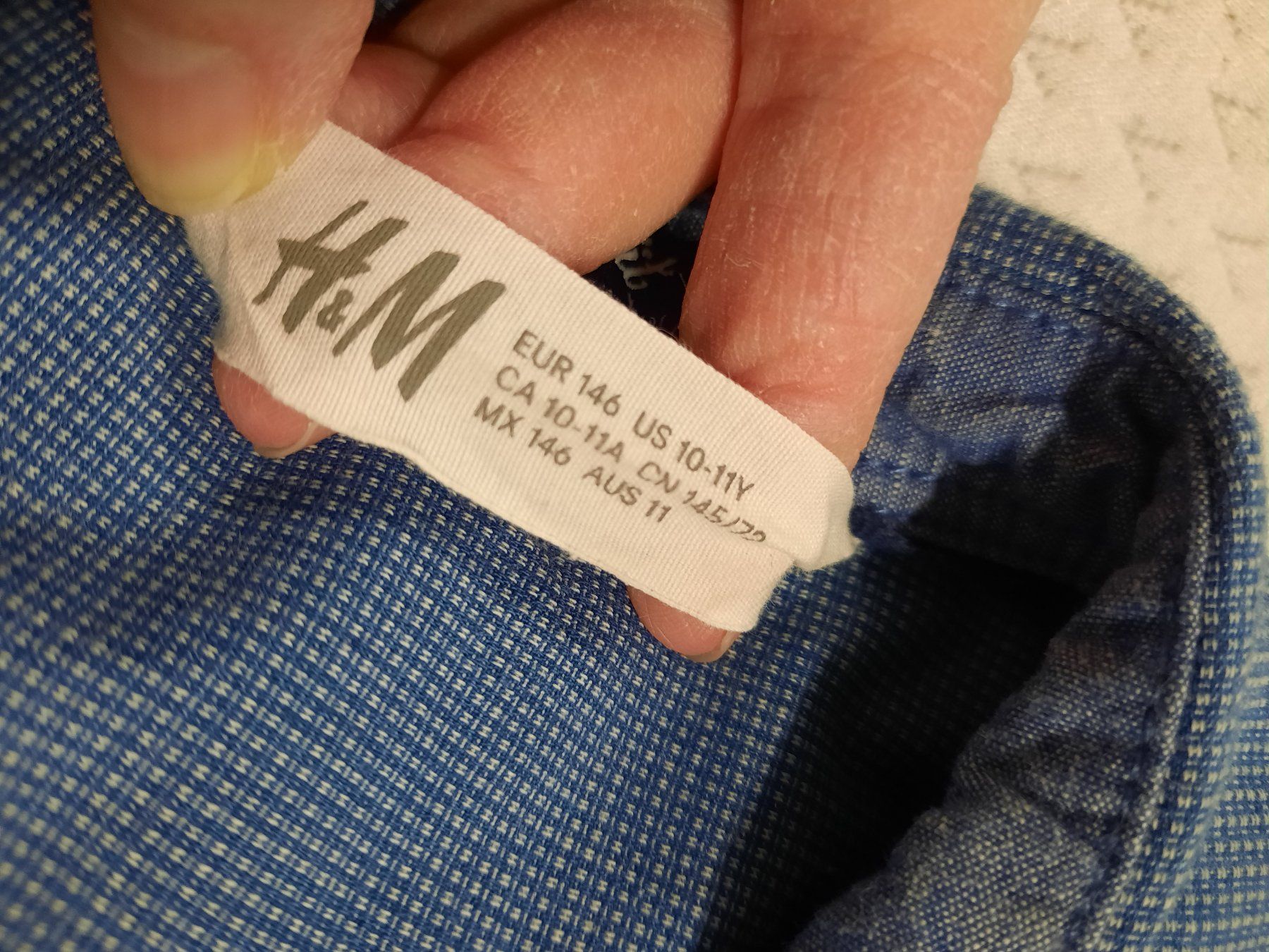 H&M Camicie, T-shirt & Polo: 2 x Langarmhemd Gr. 146 von H&M – Usato da Rothrist venduto da Ellie 3