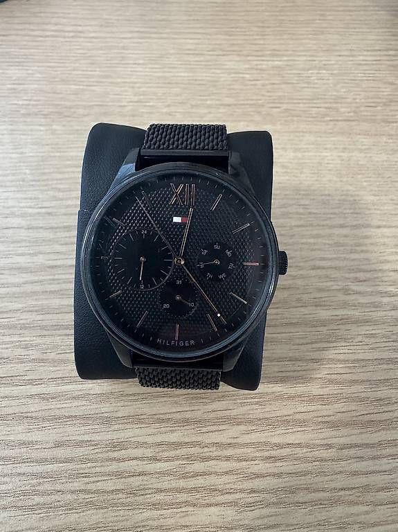 Orologi: Montre Tommy Hilfiger  – Usato da Cully venduto da Bragabar