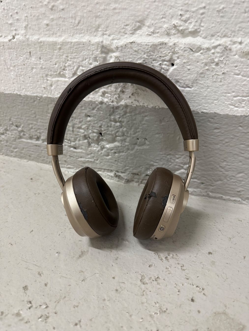 Cuffie: Bluetooth Kopfhörer Gold/Braun, Top Klang! – Usato da Zürich venduto da Cleo234