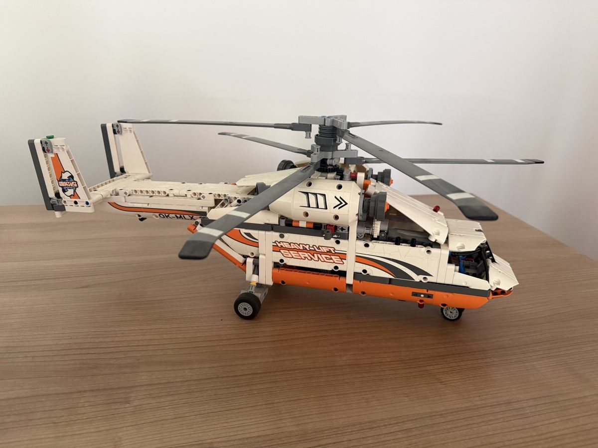 Lego Kit di costruzioni: LEGO Technic Schwerlasthubschrauber – Usato da Luzern venduto da Sbalu1984 1