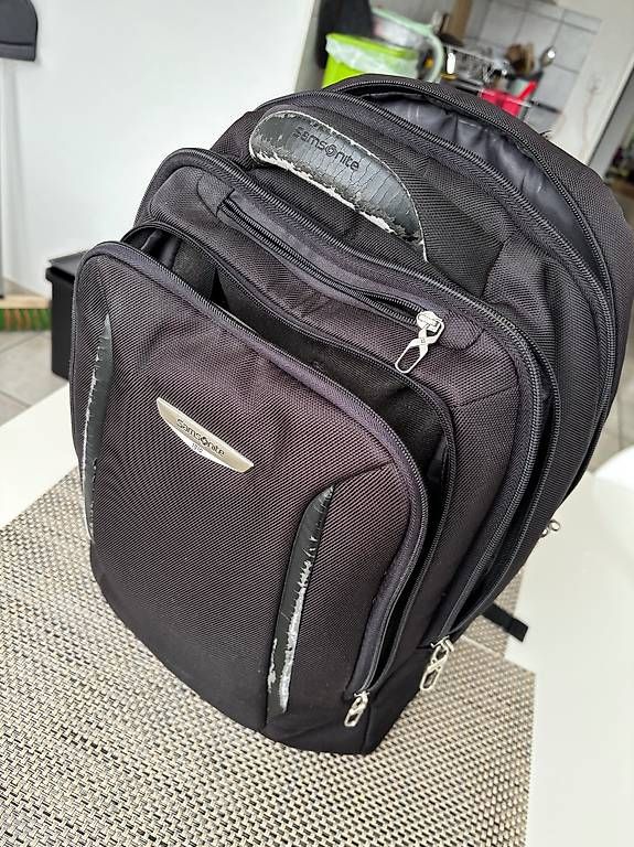 Samsonite Zaini: Sac à dos Samsonite / laptop backpack – Usato da Lausanne venduto da mpampouras 1