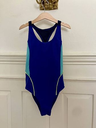 Badekleid 146 / 152