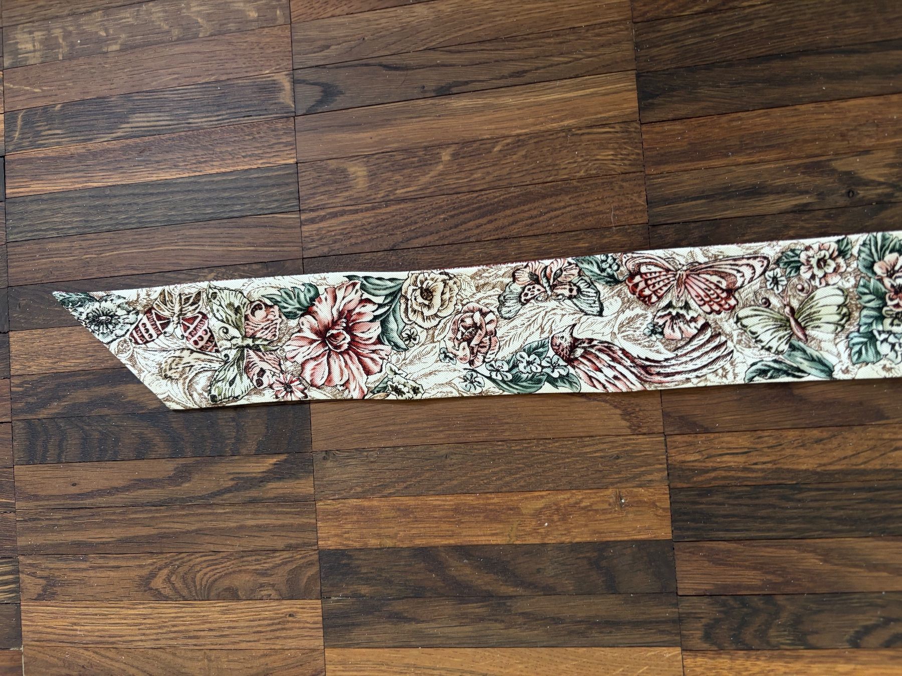 Dior Foulard & Sciarpe: DIOR Seiden Twilly 105x6cm – Usato da Herrliberg venduto da mayfi 3