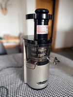 A vendre juicer Omega VSJ843R complet comme neuf