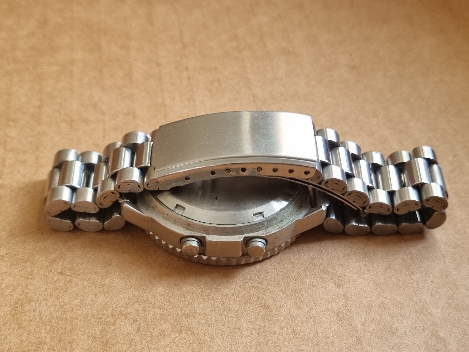 Orologi: Quasar Uhr – Usato da Schaffhausen venduto da Leveron13 3