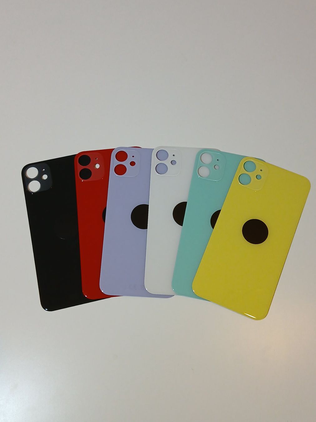 Apple Cover & Protezioni schermo: Coque arrière Iphone 11 – Nuovo e nell'imballaggio originale da Leukerbad venduto da wor_sf98