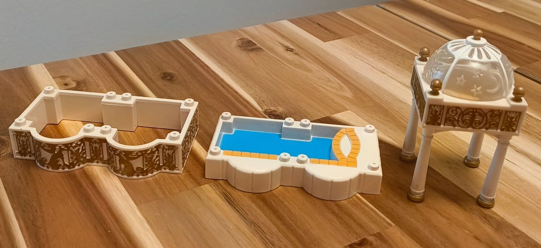 Polly Pocket Giocattoli: Polly Pocket Blue Bird Stapelvilla – Usato da Olten venduto da Pungseon2x 4