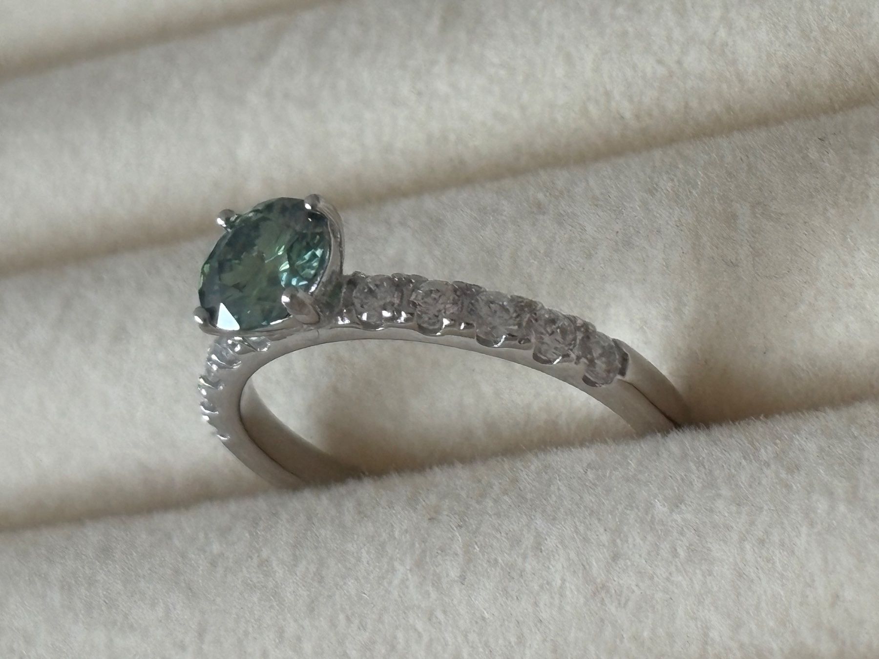 Ringe: Luxus Elegante Gr.19/9 Ring Weiss Zirkonia Farbe Silber – Neu (gemäss Beschreibung) aus Biel-Bienne von Roserosse13 3