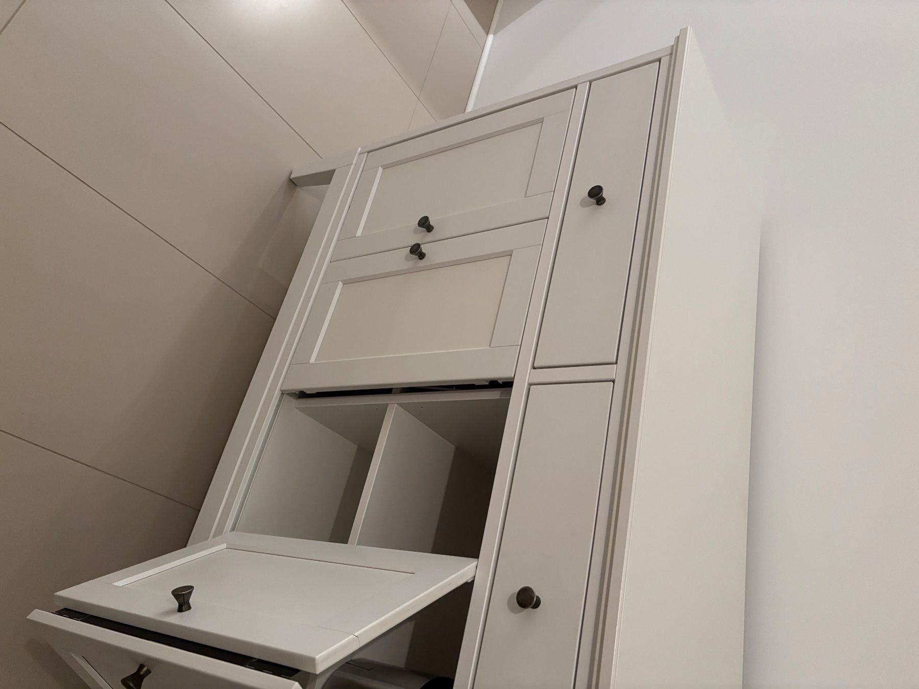 Ikea Commodes: IKEA IDANÄS Sideboard – D'occasion à Rütihof par gla_yw9y 2