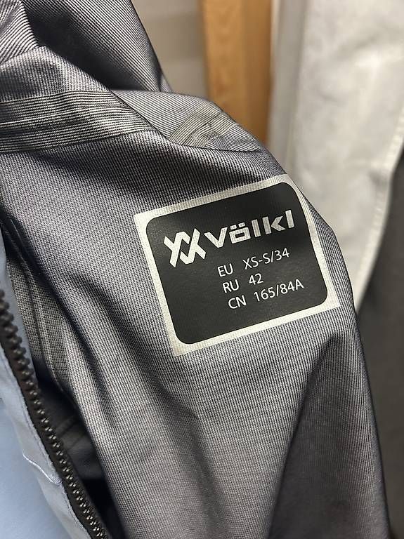 Jacken: VÖLKL Skijacke Goretex – Gebraucht aus St. Gallen von mar_fl6v 2