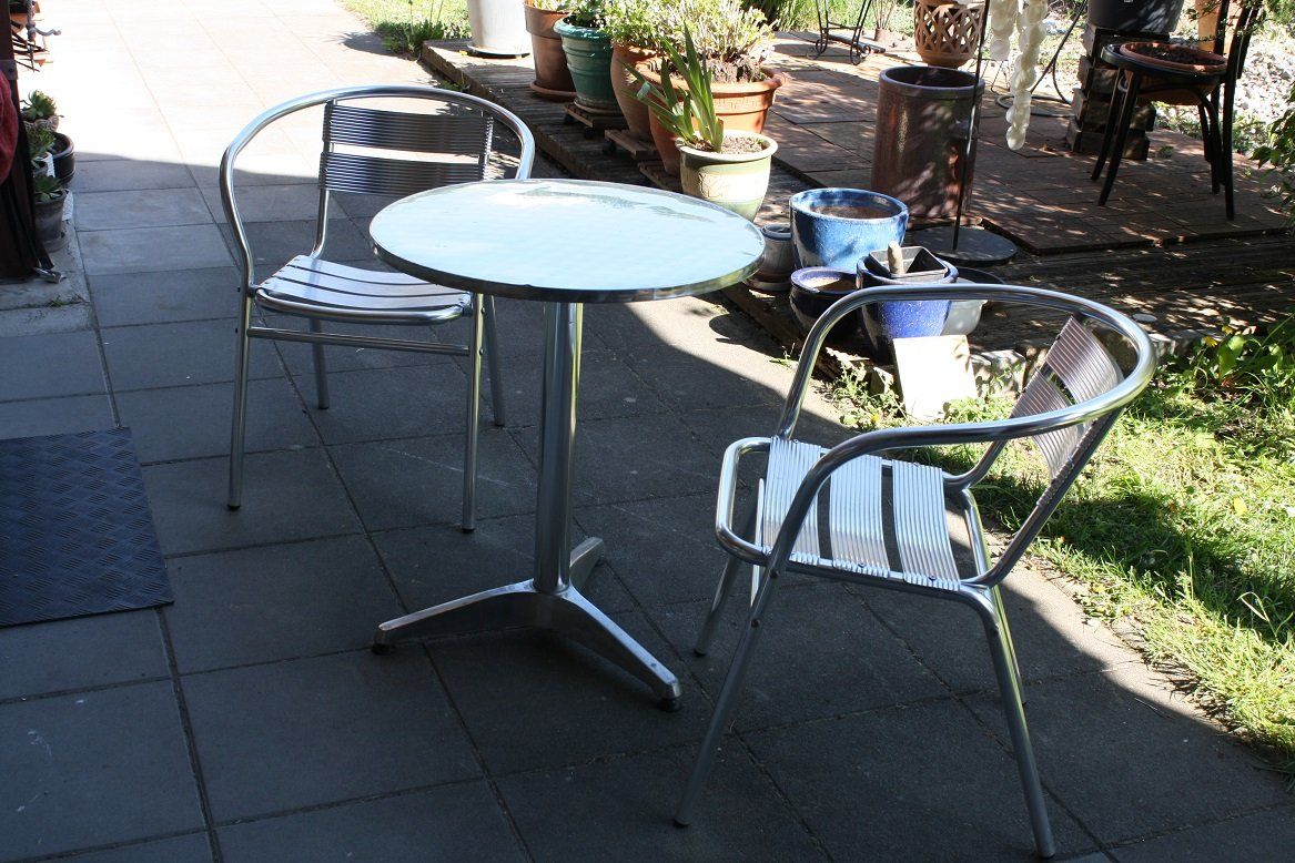 Set di tavolo e panche: Tisch und 4 chromstühle – Usato da zuchwil venduto da parson65