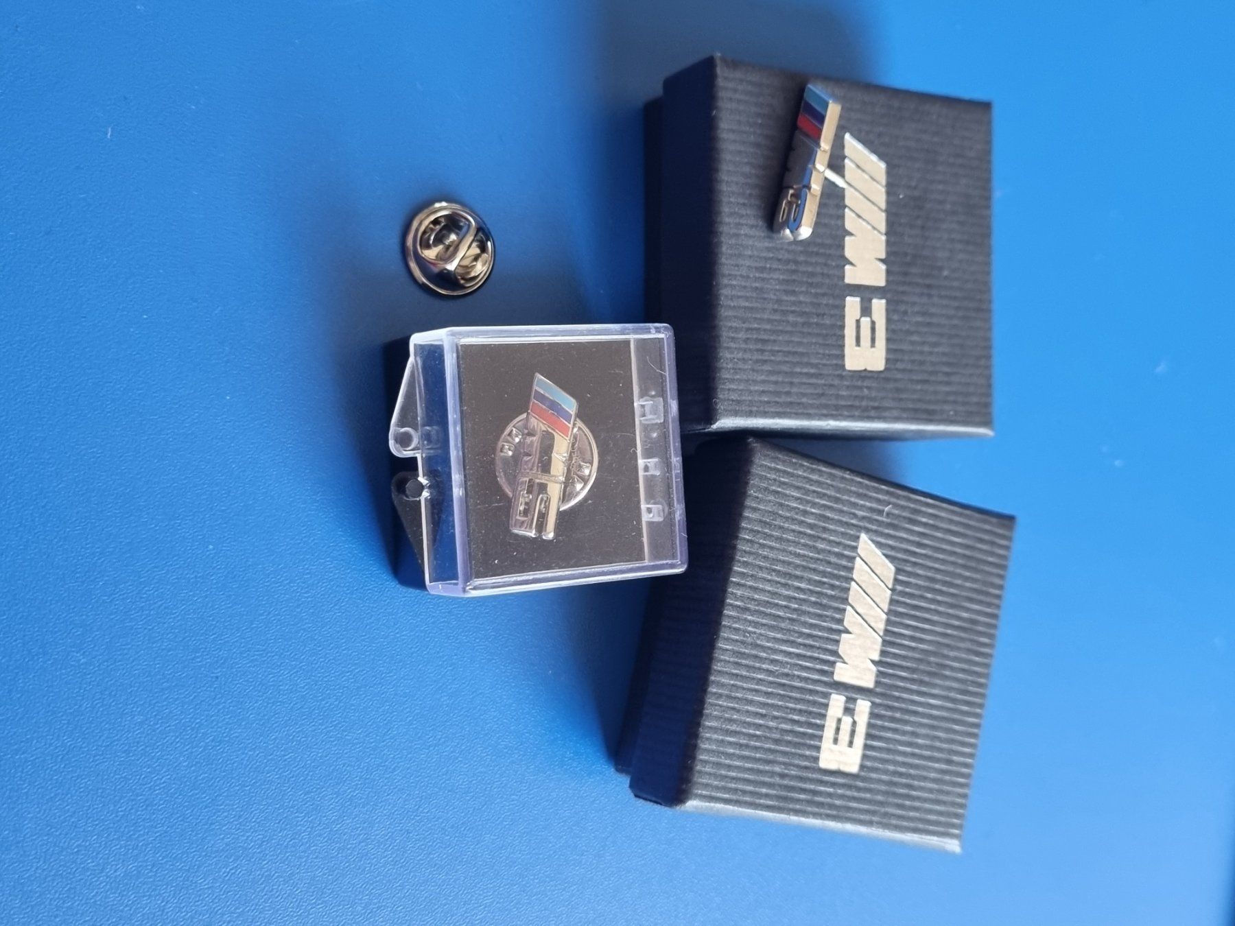 Placchette & Badge: Bmw M3  M5 Pin – Usato da Schaffhausen venduto da Leveron13 1
