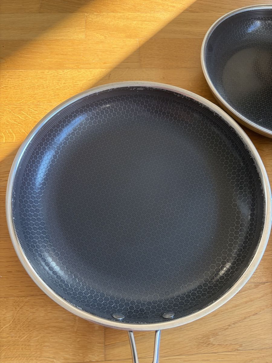 Pentole: Hexclad Topf- und Pfannenset mit Deckeln – Usato da Kreuzlingen venduto da L_Bauer 3