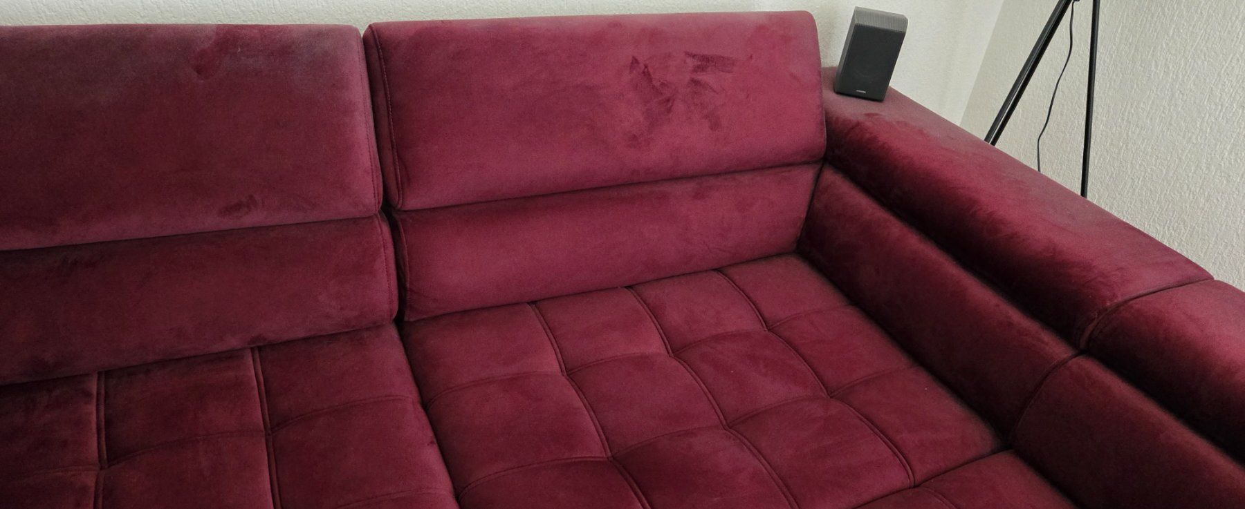 Divani: Bordeaux Ecksofa mit Relaxfunktion, sehr bequem, super Zusta – Nuovo (secondo la descrizione) da Bolligen venduto da Dododome 2
