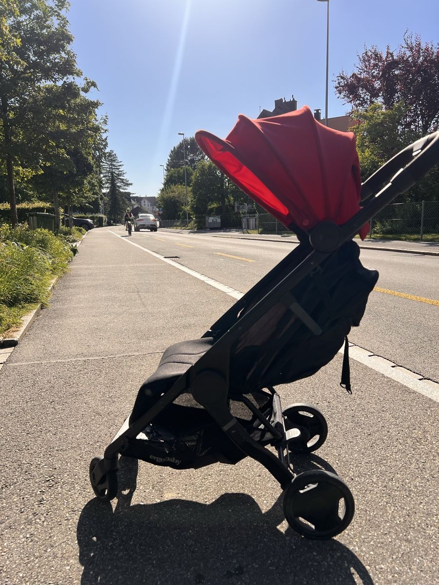 Ergo Baby Carrozzine: Ergobaby Metro Kinderwagen – Usato da Baar venduto da mitu