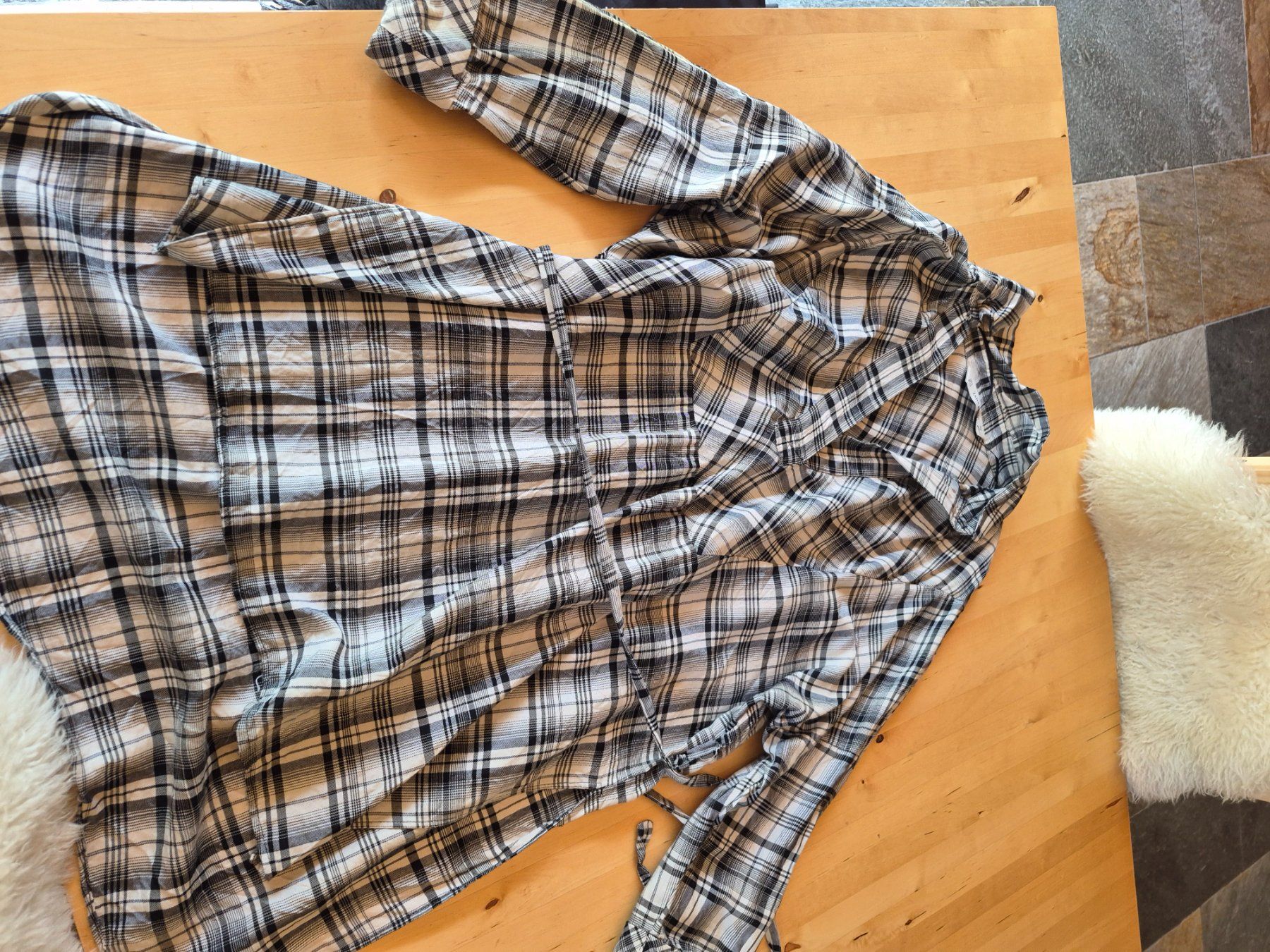 Blusen: Affare zara hm e altro 50 chf – Gebraucht aus Aurigeno von TesBri 1