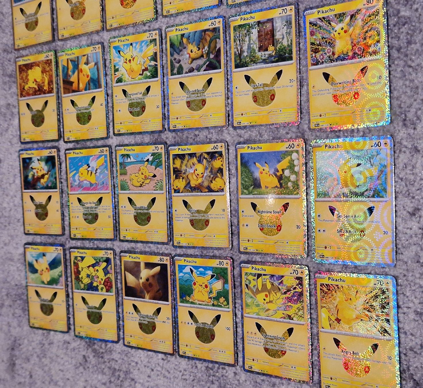 Pokémon Carte collezionabili: All 30 Pikachu 30th eng – Nuovo (secondo la descrizione) da Giubiasco venduto da MrGru1992 5